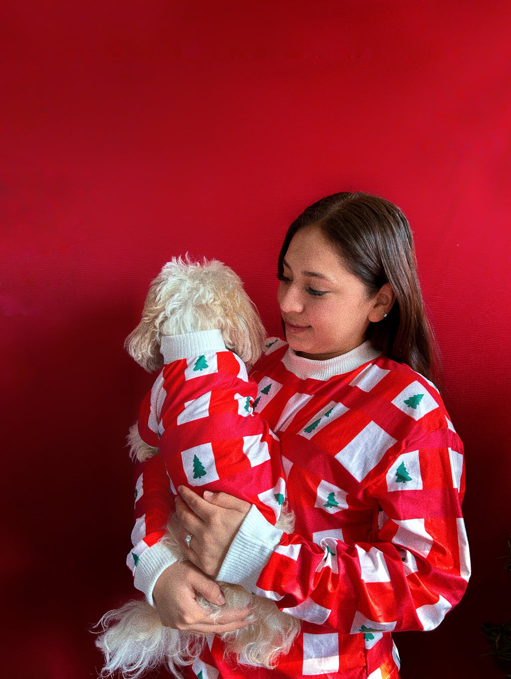 MATCHING PIJAMAS | CHRISTMAS TREE